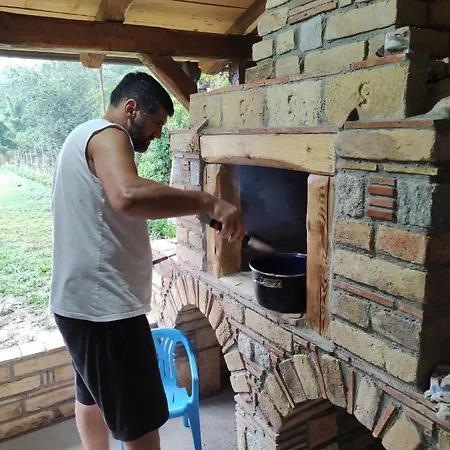 Fruska House Case de vacanță