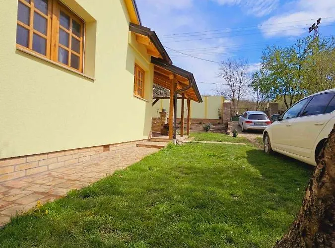 Tatil Evi Fruska House Besenovacki Prnjavor